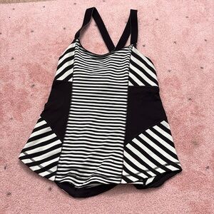 Lululemon min green black stripped tank Top